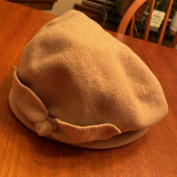 Parkhurst Canada Wool Cloche Hat - Picture 5 of 9